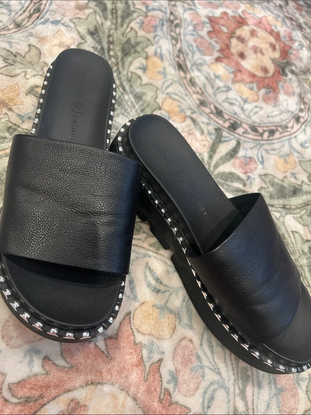 Chinese Laundry Black studded slide sandals